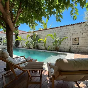 Armi Alacati , Çeşme Türkiye
